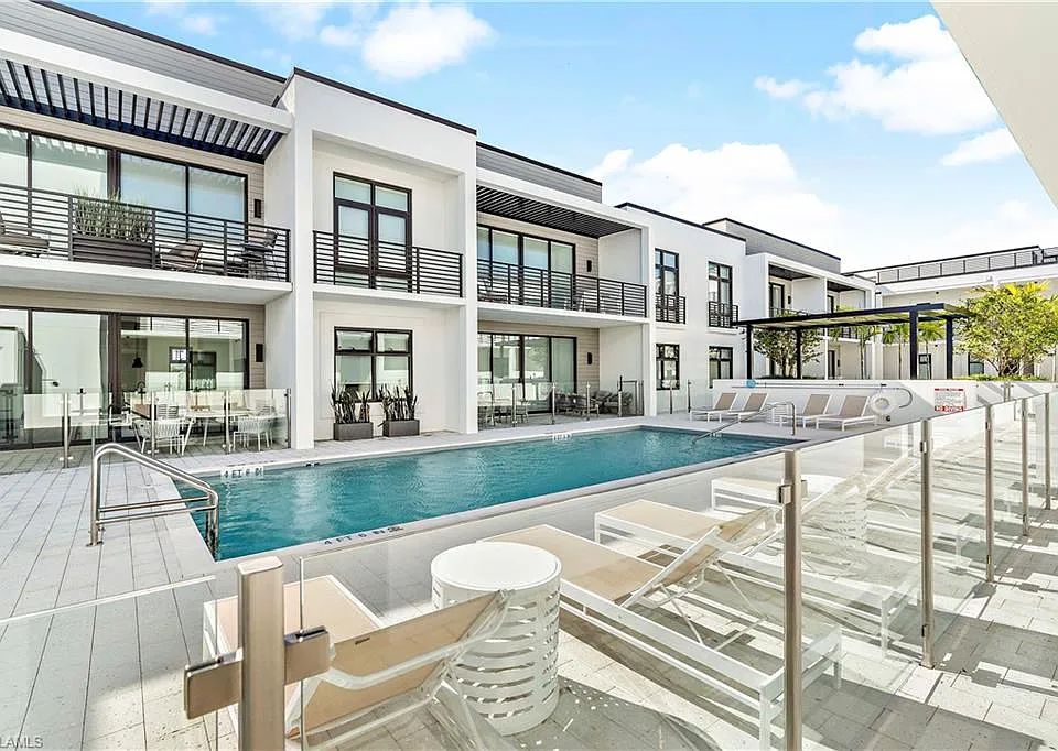 850 Central Ave #310