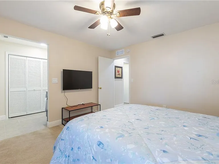 4711 Ridge Point Dr — Photo 19