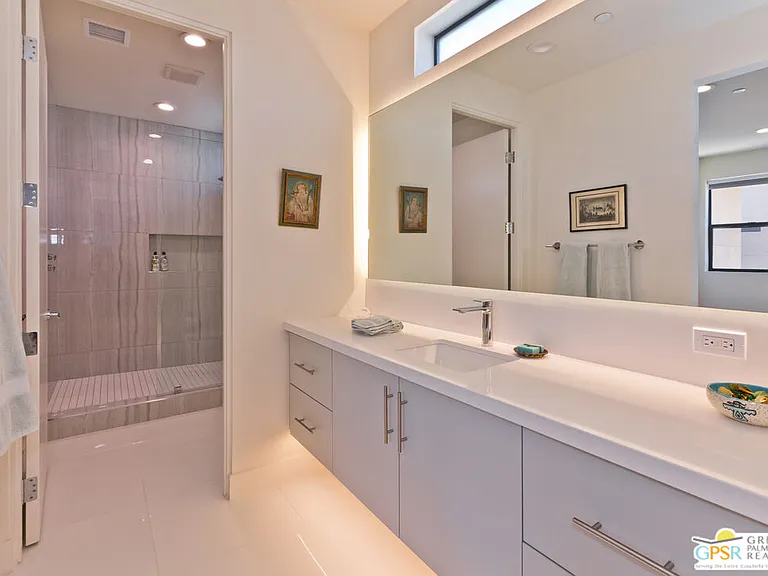 222 Vista Ter — Photo 22