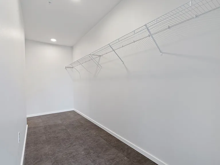 Beryl Apartments — Photo 26