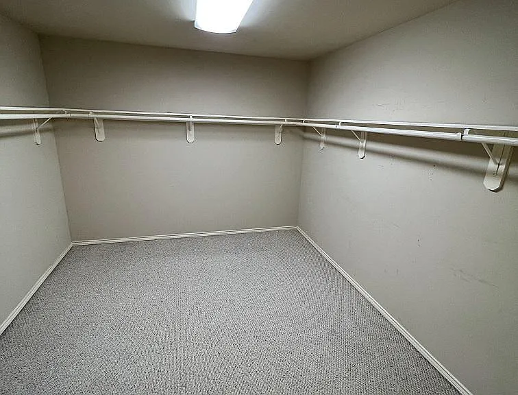 3706 Worthington Lake Dr — Photo 18
