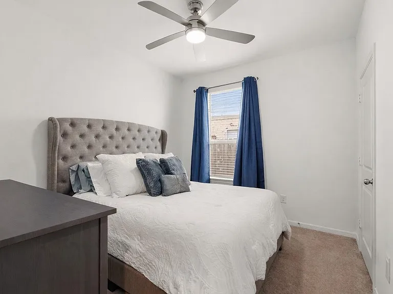 8218 Wave Arbor Dr — Photo 13
