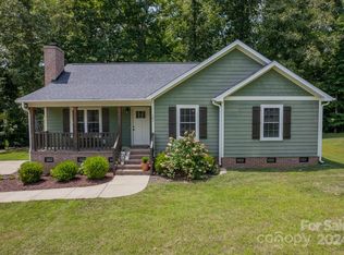 101 N Lane Rd, Mount Holly, NC 28120