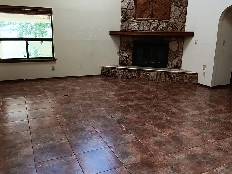 9612 Peralta Rd NE — Photo 5