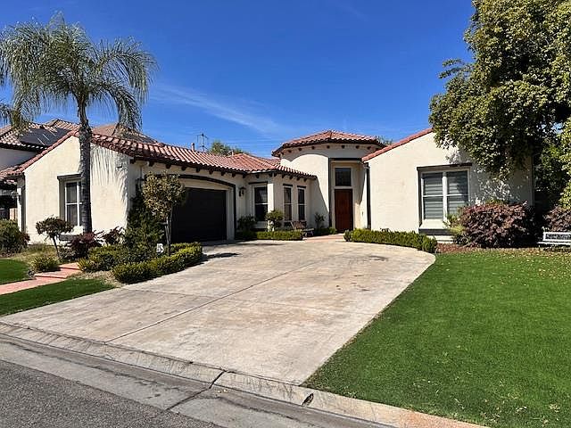 1st image of 1530 E Golden Valley Way