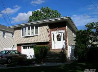 2010 Park Ave, East Meadow, NY 11554