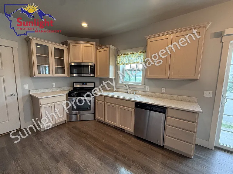 1813 Walter Creek Blvd — Photo 6