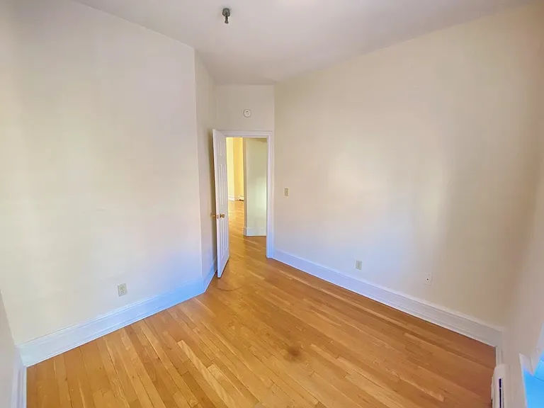 55 Bright St #3 — Photo 9