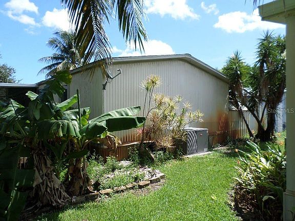 2nd image of 2731 SW 53rd St