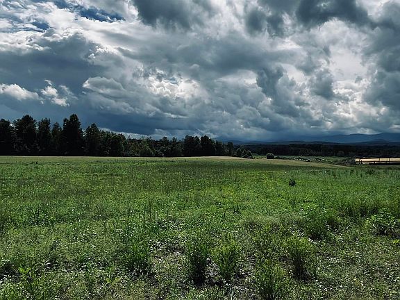 5th image of 972-A Fitzgerald Road #1