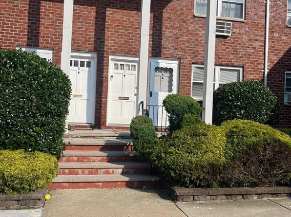 300 E Homestead Ave APT B8, Palisades Park, NJ 07650