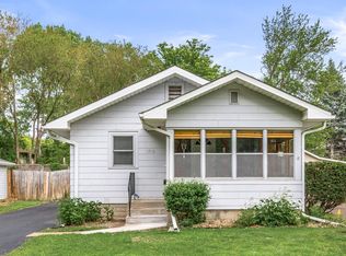 1712 Carl St, Lauderdale, MN 55113