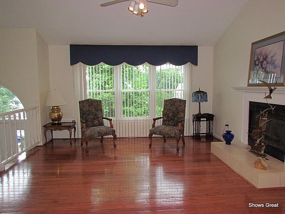4th image of 506 N Woods Ct