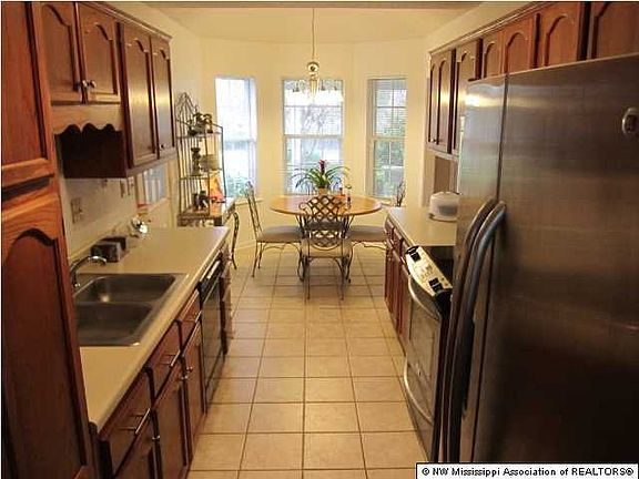 4th image of 9204 Plantation Lakes Dr