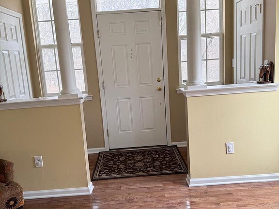 2nd image of 413 Ruby Rd