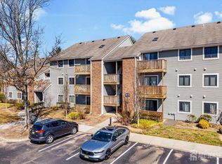 2310 Ravens Crest Dr, Plainsboro, NJ 08536