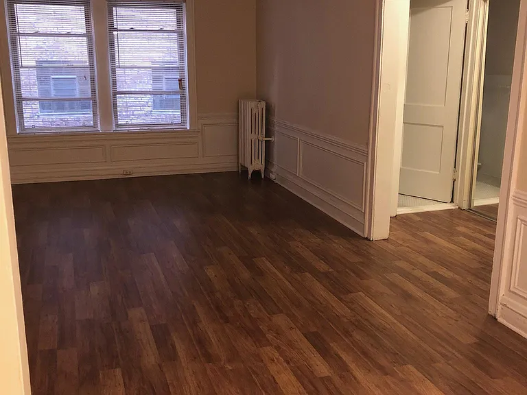 Commonwealth Apartments — Photo 33