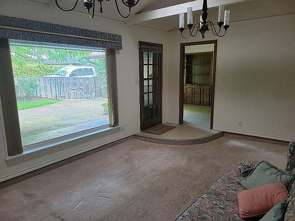 3rd image of 2203 Wood Cliff Ct