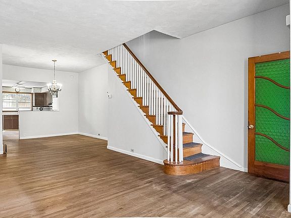2nd image of 2141 S Hicks St