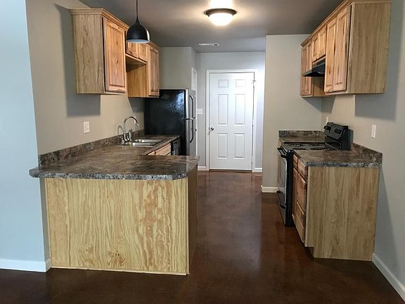 3rd image of 1 Lark Pl