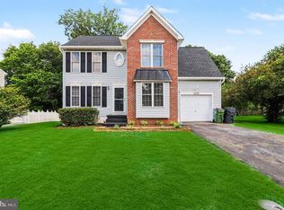 2402 Ruffin Dr, Fredericksburg, VA 22408