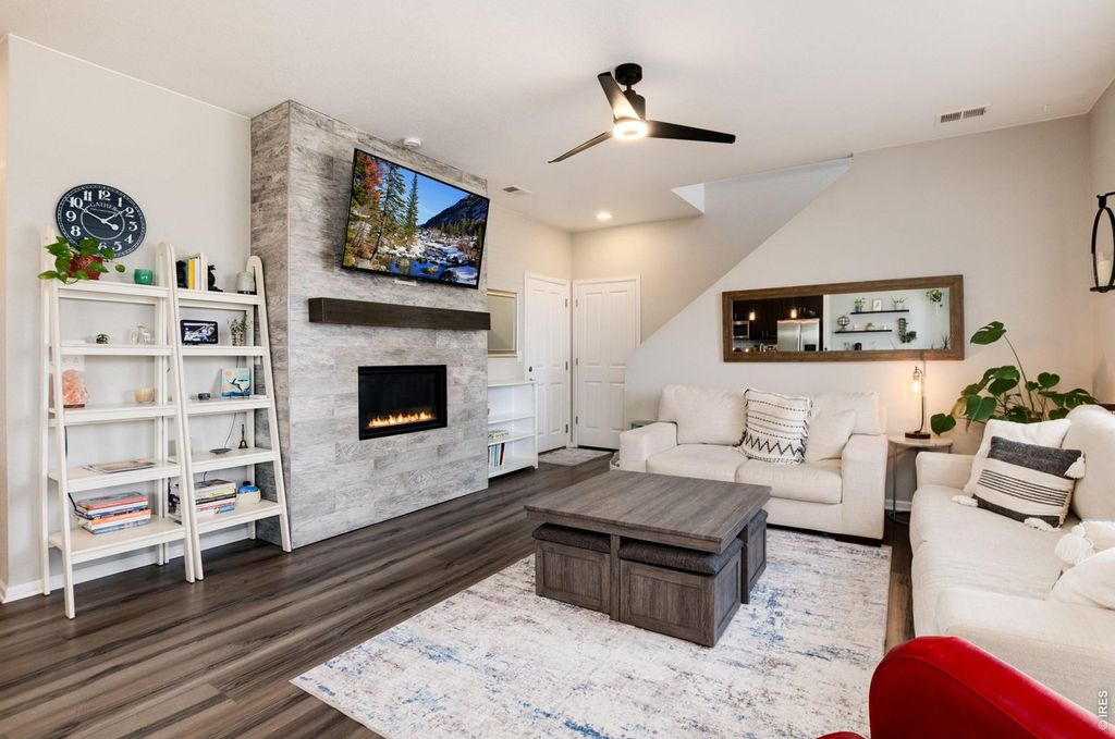 371 Stoll Dr