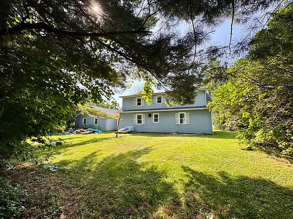 5th image of 1421 Lake Shore Rd