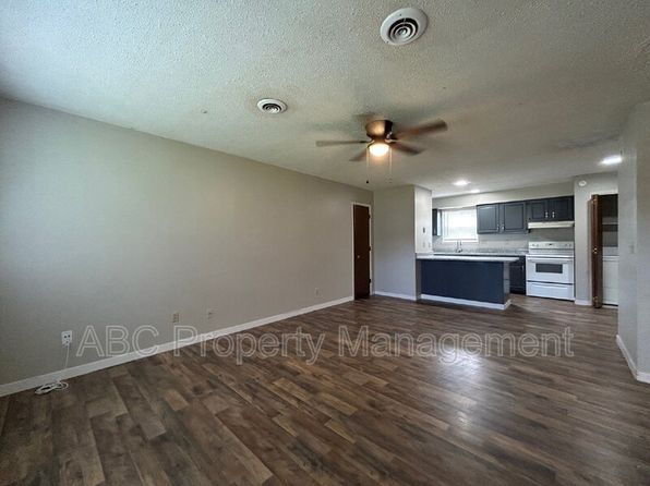 1603 Juniper Cir APT B