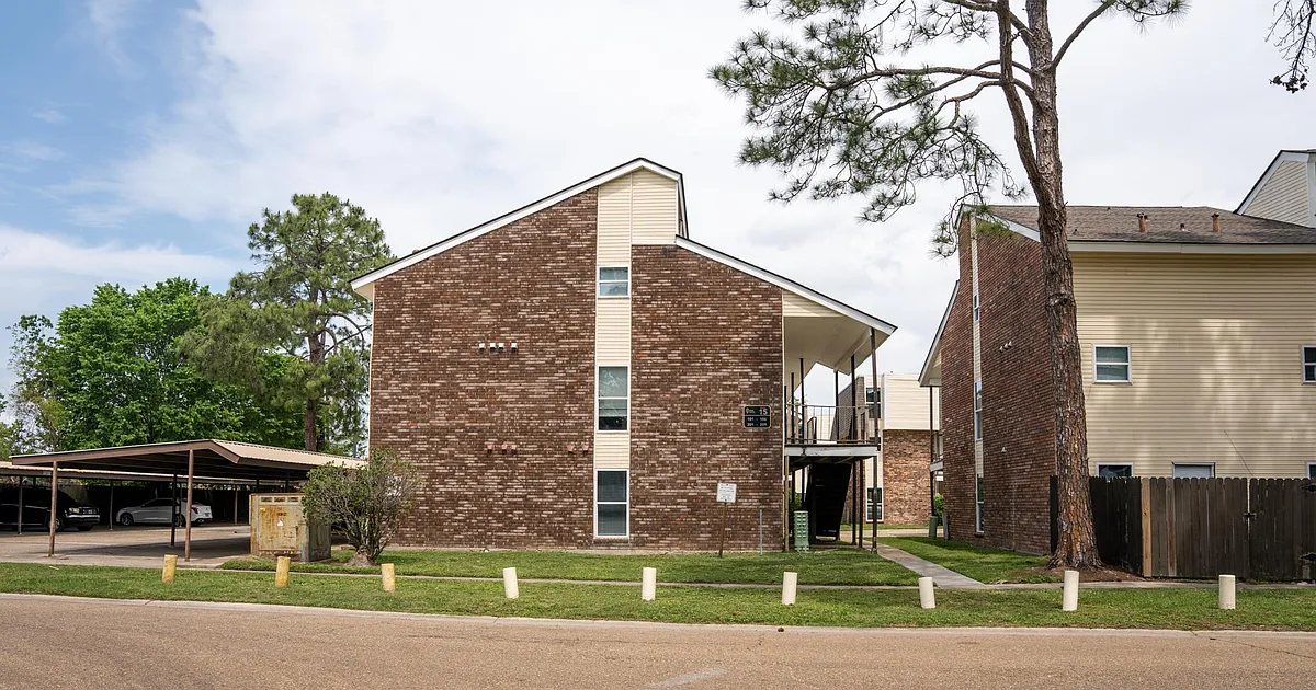 Building Photo - Oak Lane Apartments