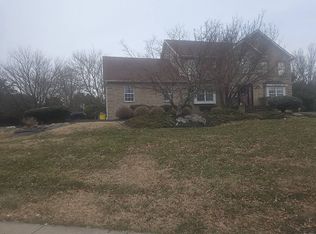 2 Tanager Ln, Robbinsville, NJ 08691