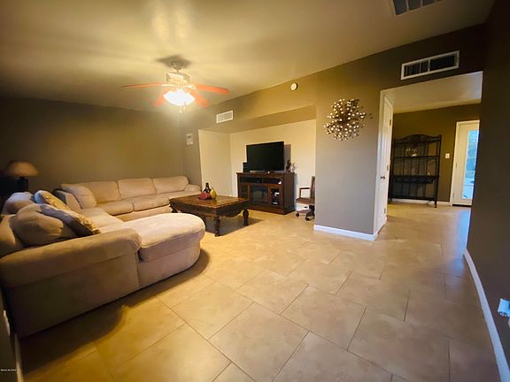 5th image of 2560 W Aurora Dr