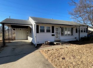 805 Saint Patrice Ln, Florissant, MO 63031