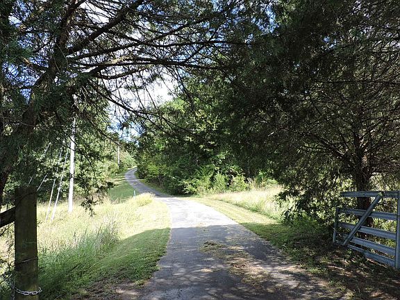 5th image of 7597 Highway 71 N