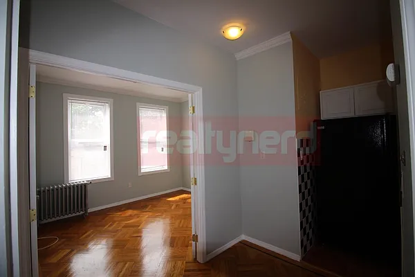 Rented by Realty Nerd | media 7