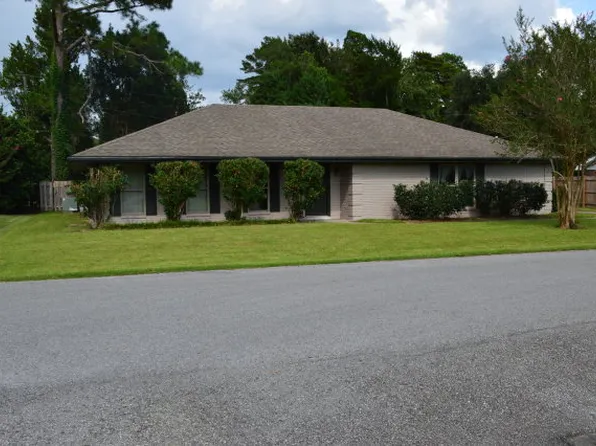 209 Garden Dr, Thibodaux, LA 70301
