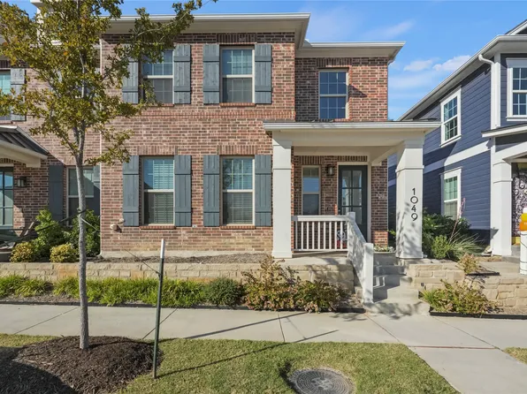 1049 Thomas Pl, Carrollton, TX 75006