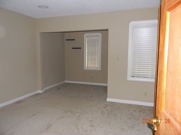 5th image of 103 Downsbrook Dr