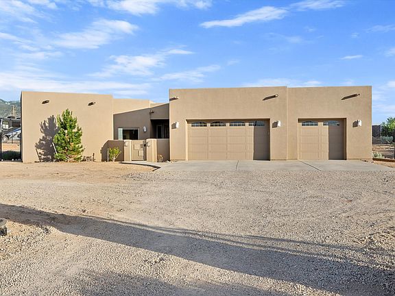 5th image of 12410 Paseo Del Norte NE