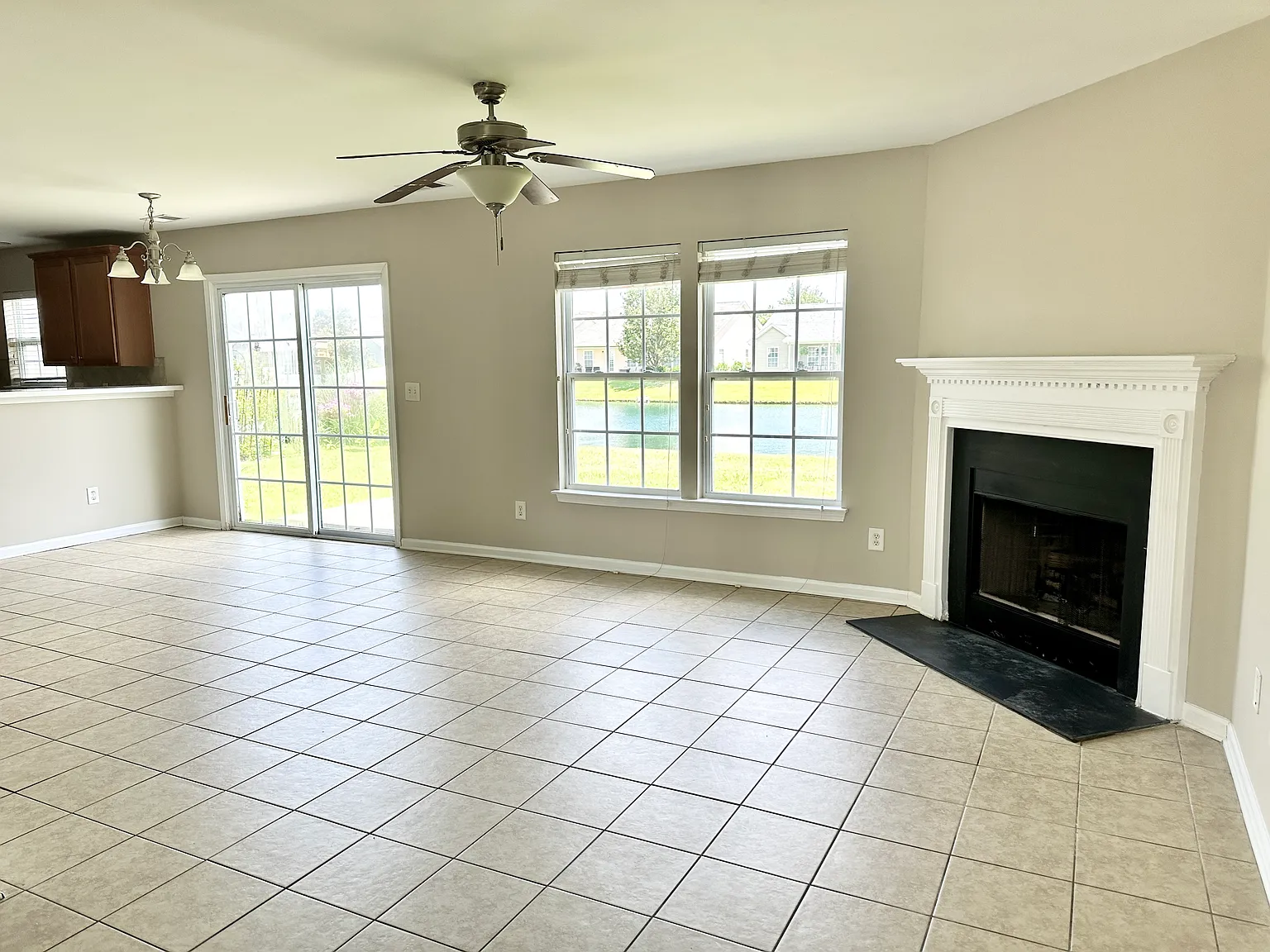 344 Winslow Ave — Photo 4