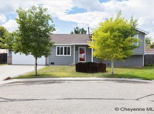 5005 Sunny Hill Dr, Cheyenne, WY 82001
