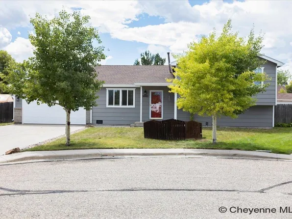 5005 Sunny Hill Dr, Cheyenne, WY 82001