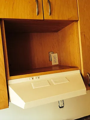 Rented by Bohemia Realty Group | media 32