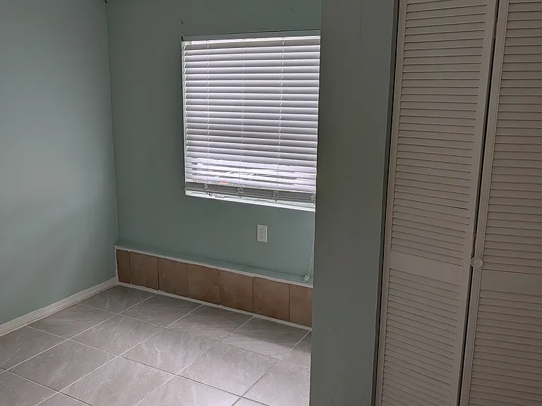 204 Catalina Ave — Photo 8