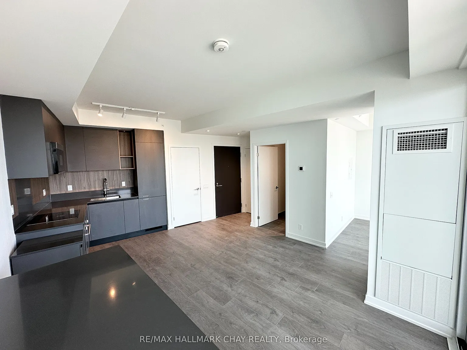 1 bed, $1,900 — Photo 4