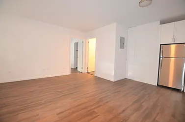 Rented by Manhattan Realty Group