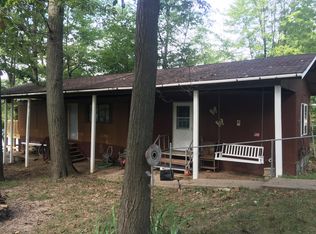 8736 Chain O Lakes Dr, Delton, MI