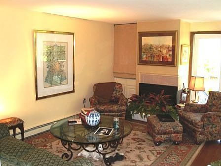 living rm/ fireplace 