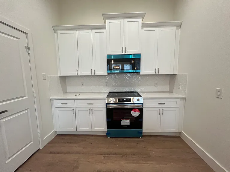 3602 Pickett St — Photo 10