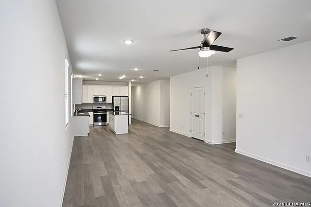261 Elk Ave — Photo 8