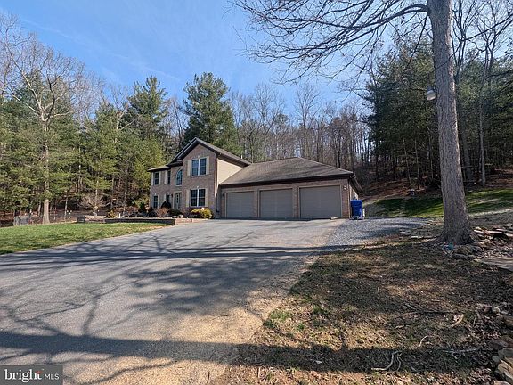 2nd image of 7895 Stump Run Rd